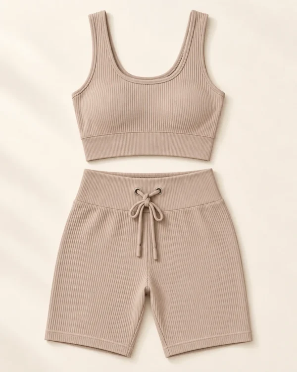 Conjunto Deportivo · Beige